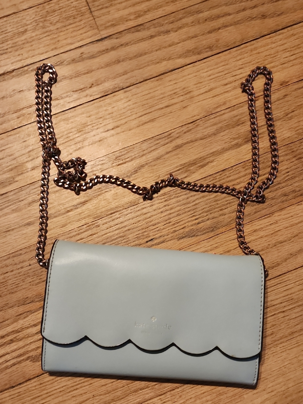 kate spade light blue scallop-edge leather crossbody with gold chain
